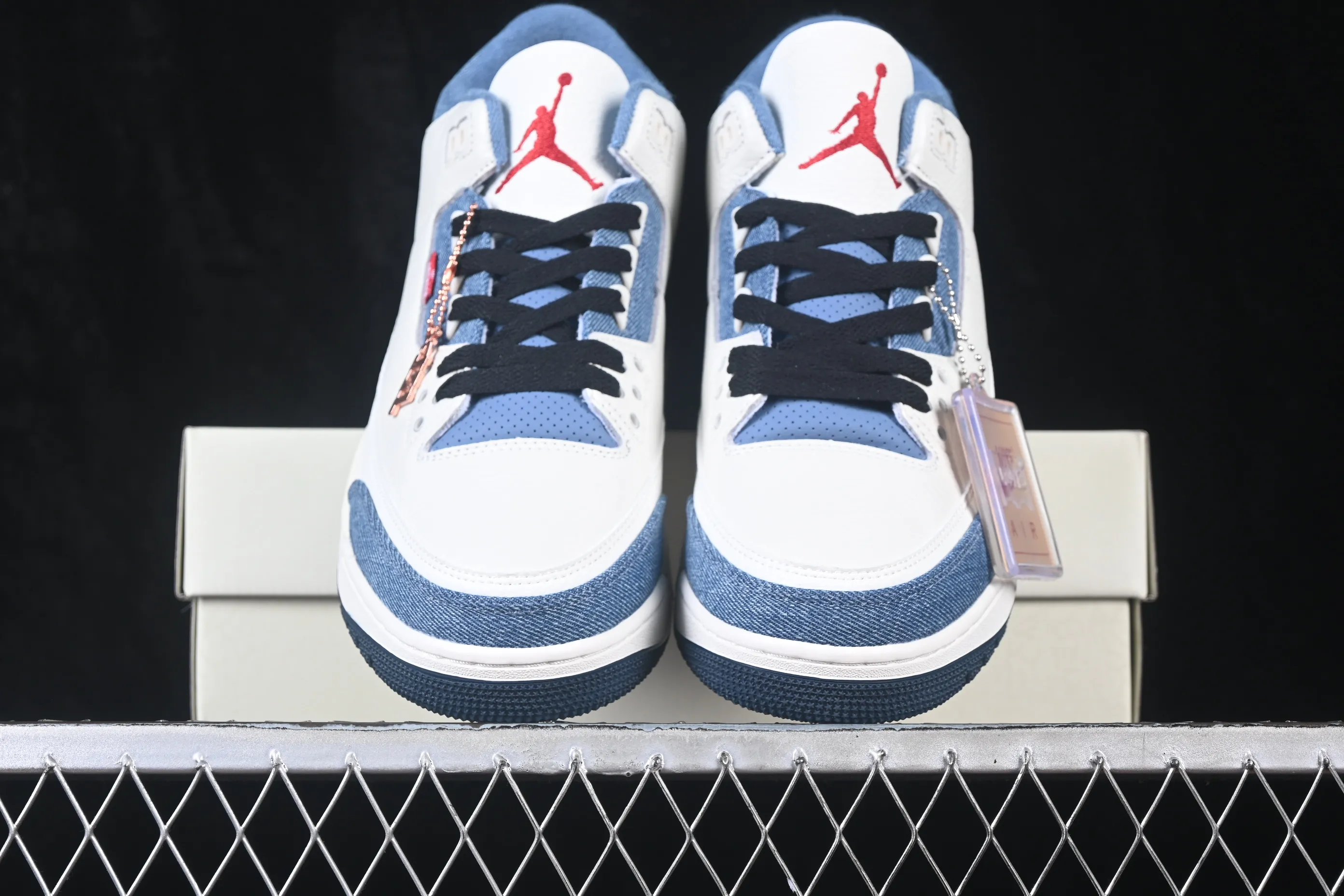 All categories Air Jordan Jordan series basketball shoes Air Jordan 3 Levi's x Air Jordan 3 Rtr "All-Star" AJ3 Joe 3 Levi's joint IR0912-400